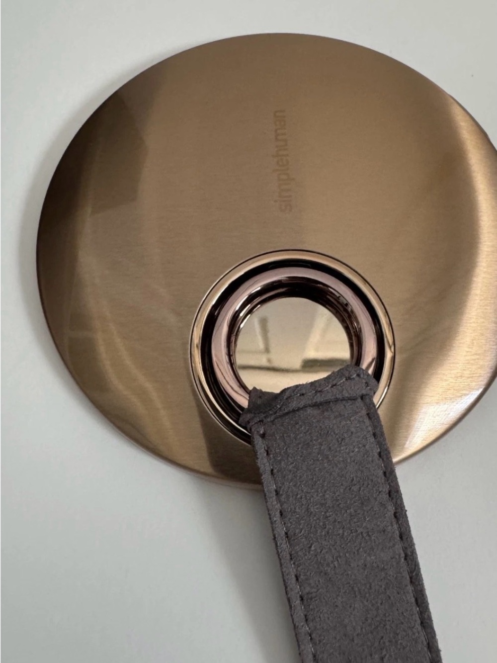 simplehuman Rose Gold Compact Rechargeable Mirror with Gray Pouch - Picture 5 of 5